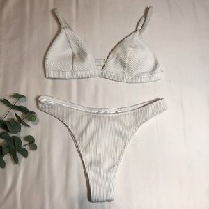 Hollister ribbed white triangle bikini swim set, medium